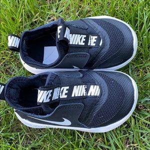 NIKE flex runner infant walker size 5